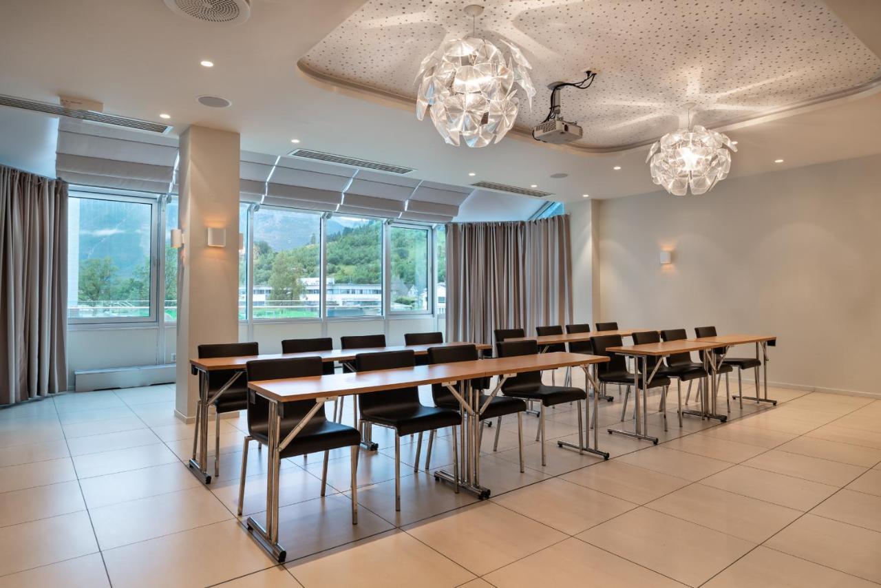 Quality Hotel Sogndal Bagian luar foto
